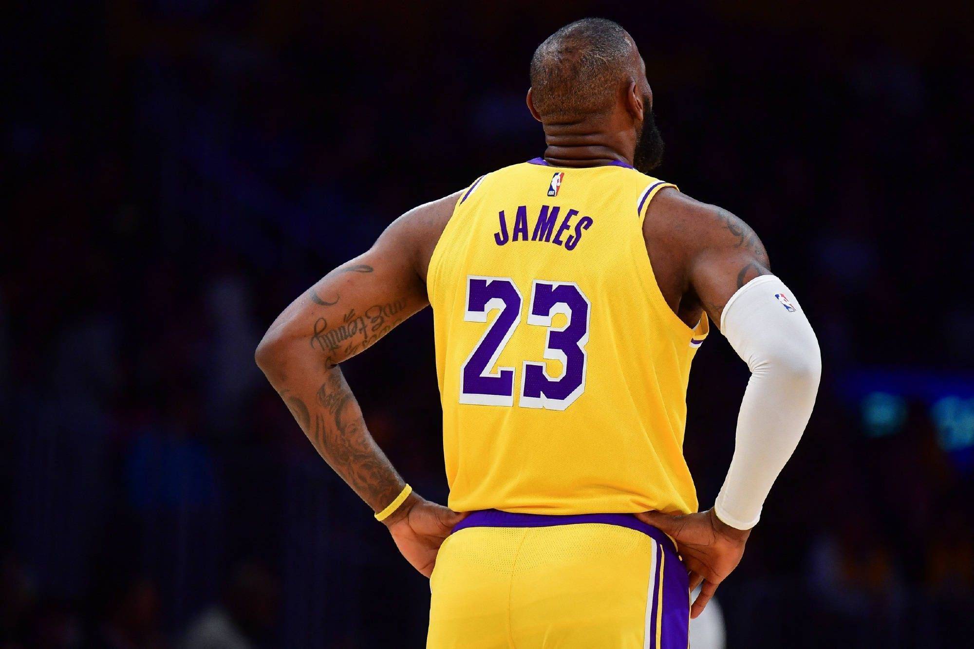 亚冠精英赛第五轮最佳阵：林加德、坎塞洛在列，塔迪奇入选（亚冠精英赛第5轮最佳阵容出炉：林加德、坎塞洛入围，塔迪奇上榜）