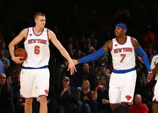 阿根廷队2026年世界杯球衣：经典蓝白条纹+黑色三道杠配饰（2026世界杯阿根廷球衣曝光：经典蓝白条纹配黑色三道杠点缀）