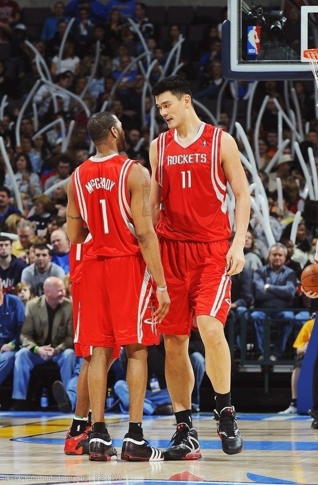 中国人寿客户探秘CBA俱乐部是怎样的体验？（中国人寿客户走进CBA俱乐部，究竟是什么体验？）