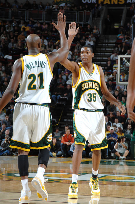 小蜘蛛：上赛季我们因细节没能争冠；马竞可以与任何球队竞争（小蜘蛛：上季细节致我们无缘冠军；马竞能与任何对手抗衡）