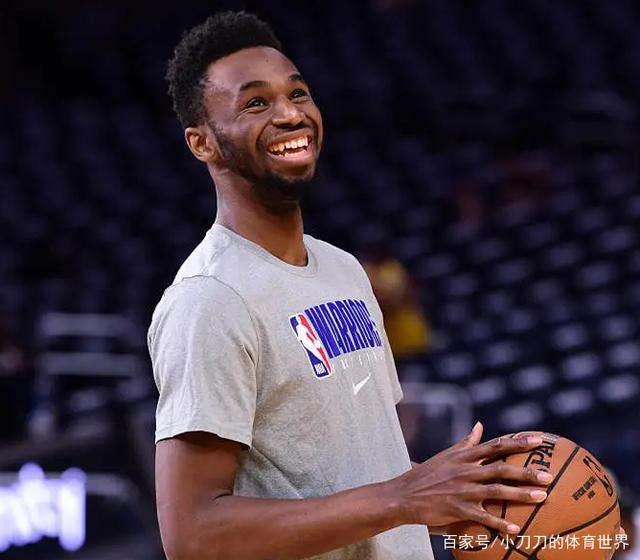 FC26美丽足球：维蒂尼亚、德容领衔，金外脚背夸雷斯马在列（FC26华丽足球阵容：维蒂尼亚、德容压阵，外脚背大师夸雷斯马入选）