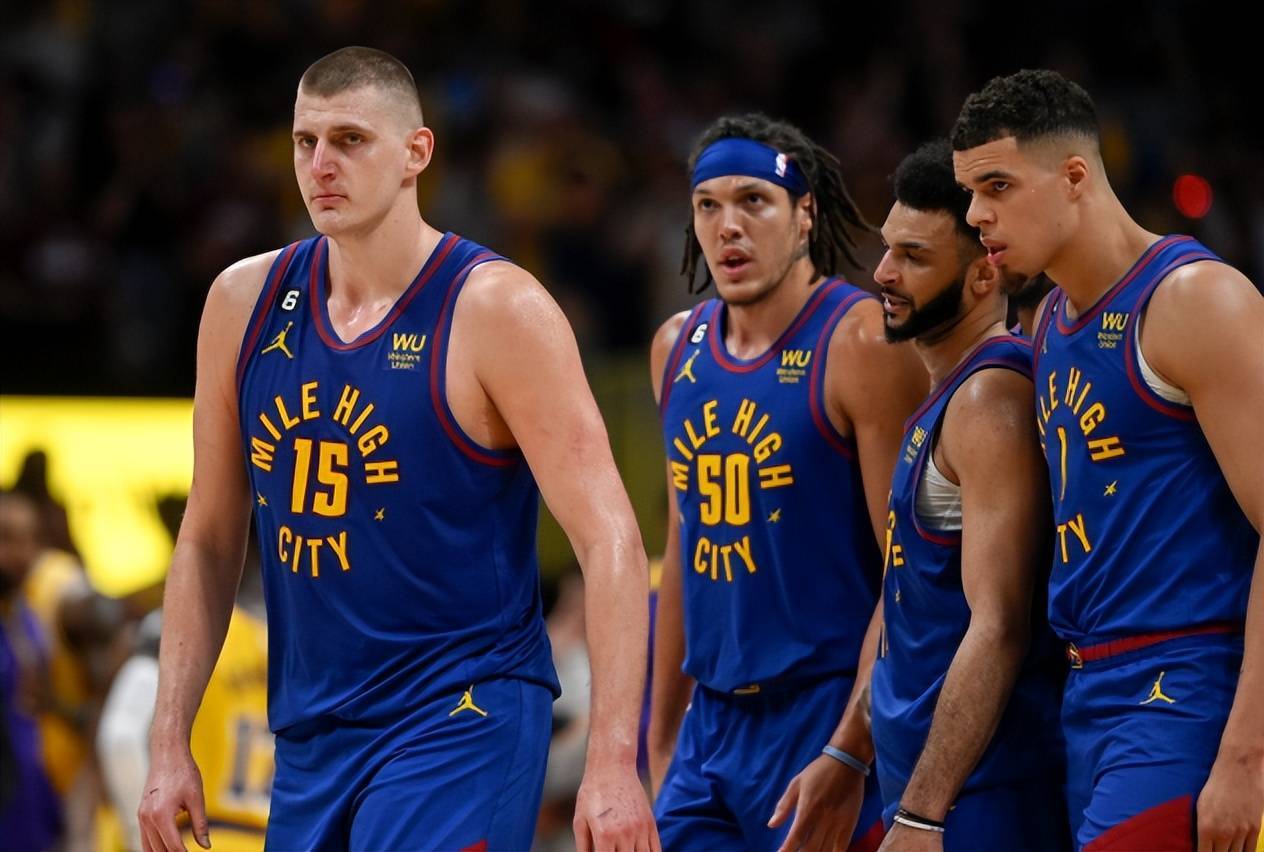 曼联红魔主场零封埃弗顿（曼联主场完封埃弗顿）