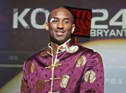 曼联球员即将征战非洲杯，主帅阿莫林的“沮丧”与战略博弈（非洲杯将至：曼联多将出征，阿莫林的无奈与策略权衡）